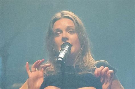 tove lo tits|Swedish Celebrity Tove Lo Flashing Tits at concert